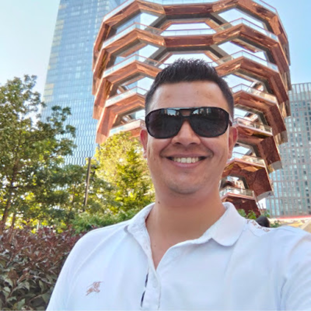 Meet your Posher, Gustavo